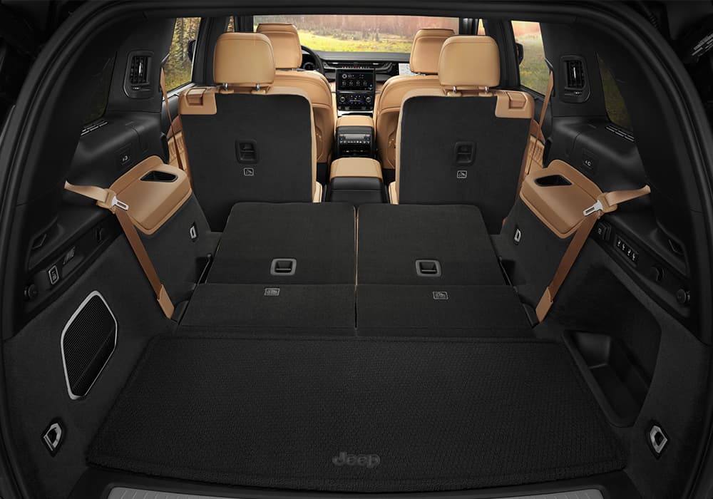 THIRD-ROW SEATS FOLDED